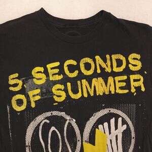 5 Seconds of Summer Band Crew Neck Graphic Shirt Mens Size Large L Black